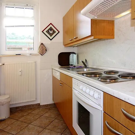 Nadine, Apartamento *